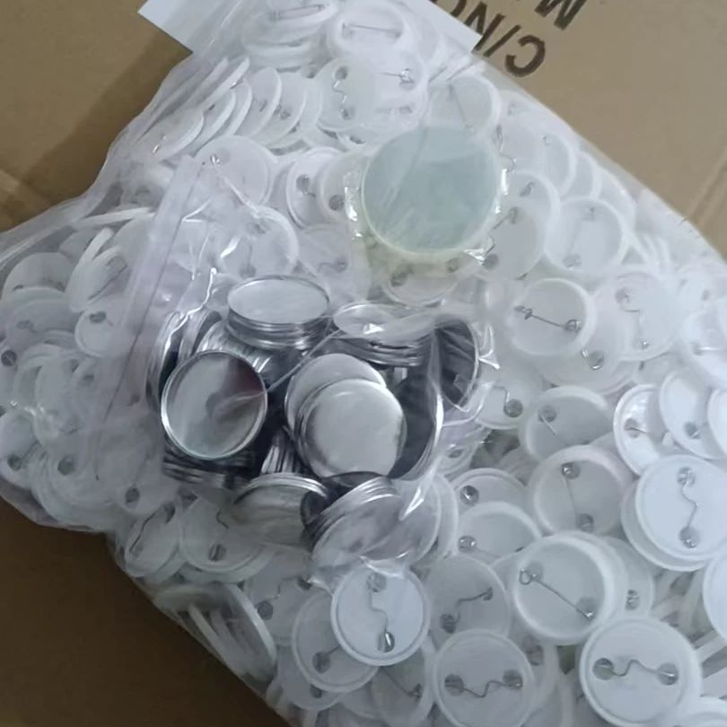 200 комплектов заготовок для з – обзор и цена Button Badge Blank